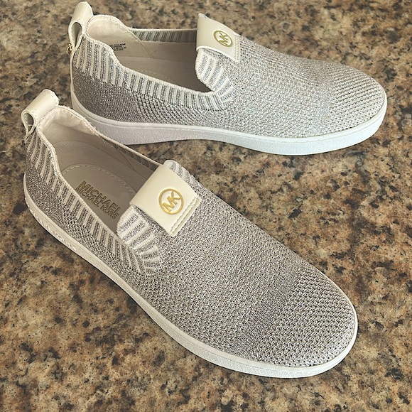 New Michael Kors Juno slip on sneaker (champagne) - Picture 14 of 14